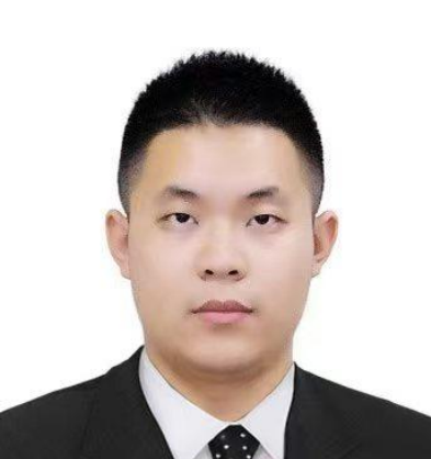 李林